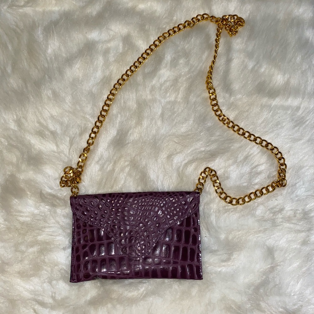 JJ Winters Miley crossover clutch